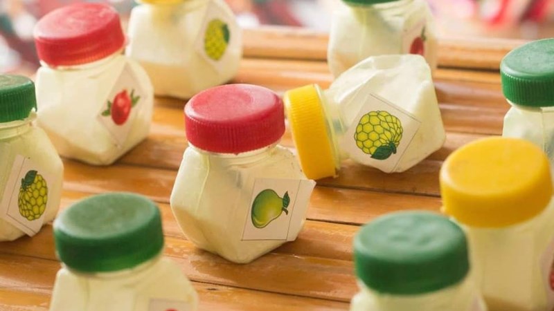 hủ kẹo bột trái cây các vị một   món ăn vặt tuổi thơ