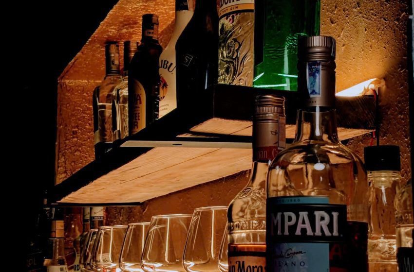 Once Secret Quán Bar Dĩ An – Điểm Hẹn Chill Giữa Lòng Đông Hòa, TP.HCM