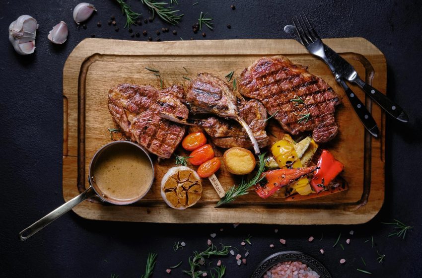  Top 10+ Địa Điểm Ăn Uống Quận 1 Ngon & Hot Nhất 2026: Từ Bình Dân Đến Sang Trọng